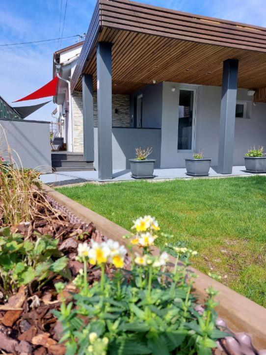 Gite Au Pommier Fleuri Et Son "Appart" Independant Drusenheim Exteriér fotografie